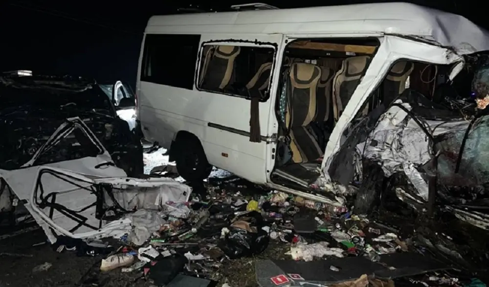 Стали известны новые подробности ДТП с маршруткой, в которой погибли 6 человек ДТП с маршруткой