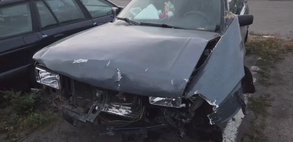 Парень в Пинске угнал Audi и побил несколько авто Пинчанин угнал Ауди