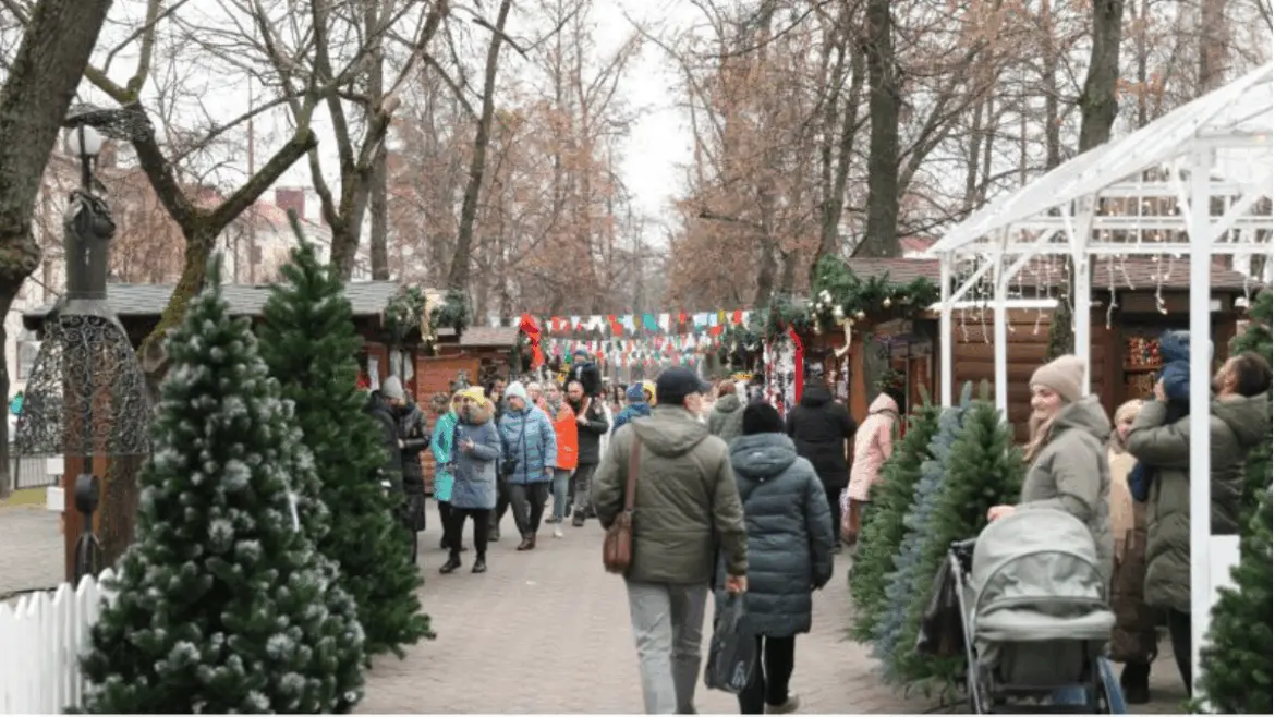 Брестская область встречает декабрь огнями, ароматами и ярмарками Новогодние ярмарки